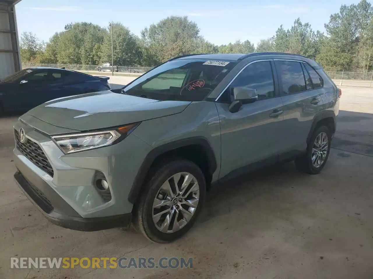 1 Photograph of a damaged car 2T3C1RFV3MW143513 TOYOTA RAV4 2021