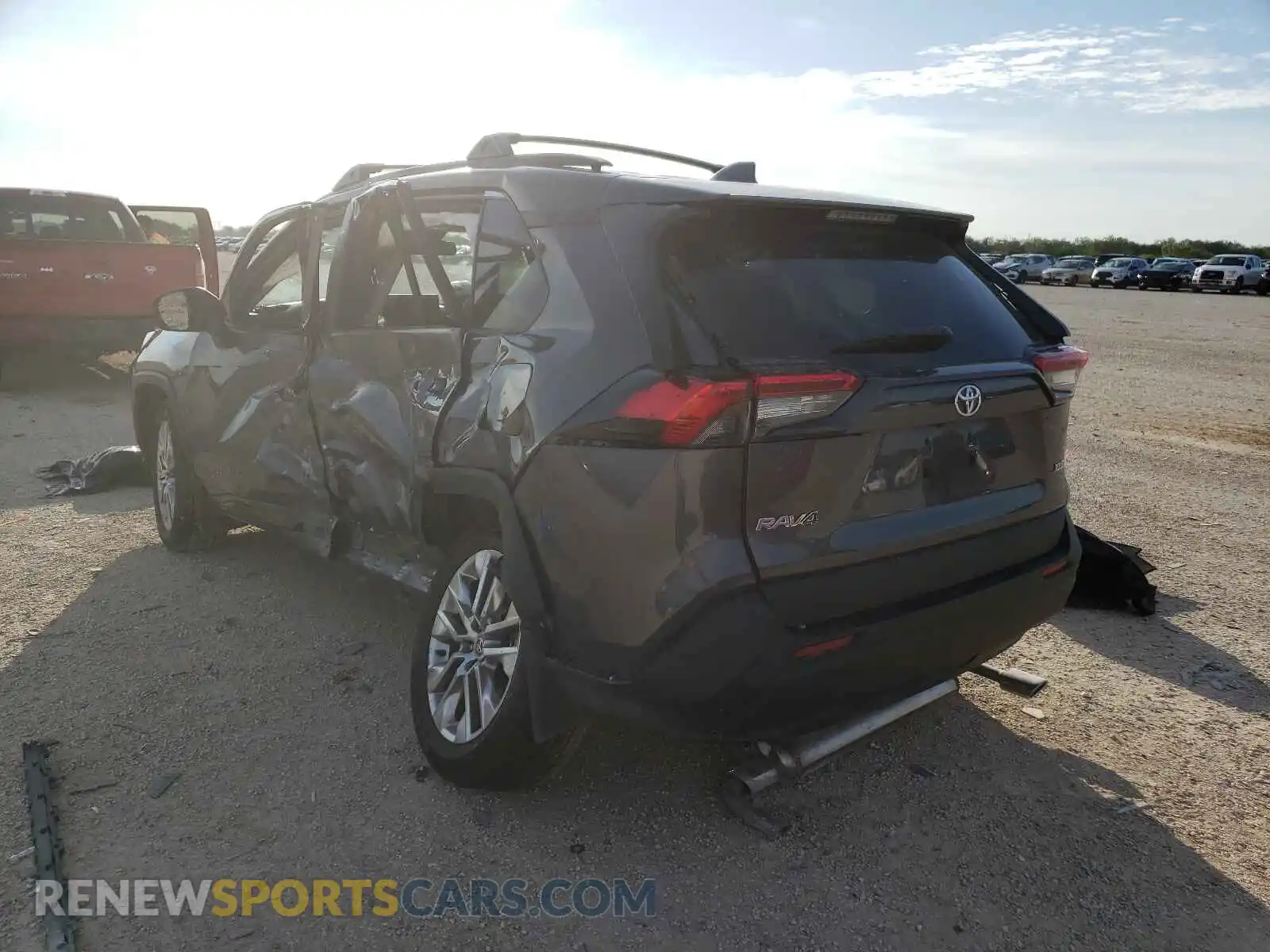 3 Photograph of a damaged car 2T3C1RFV3MW159131 TOYOTA RAV4 2021