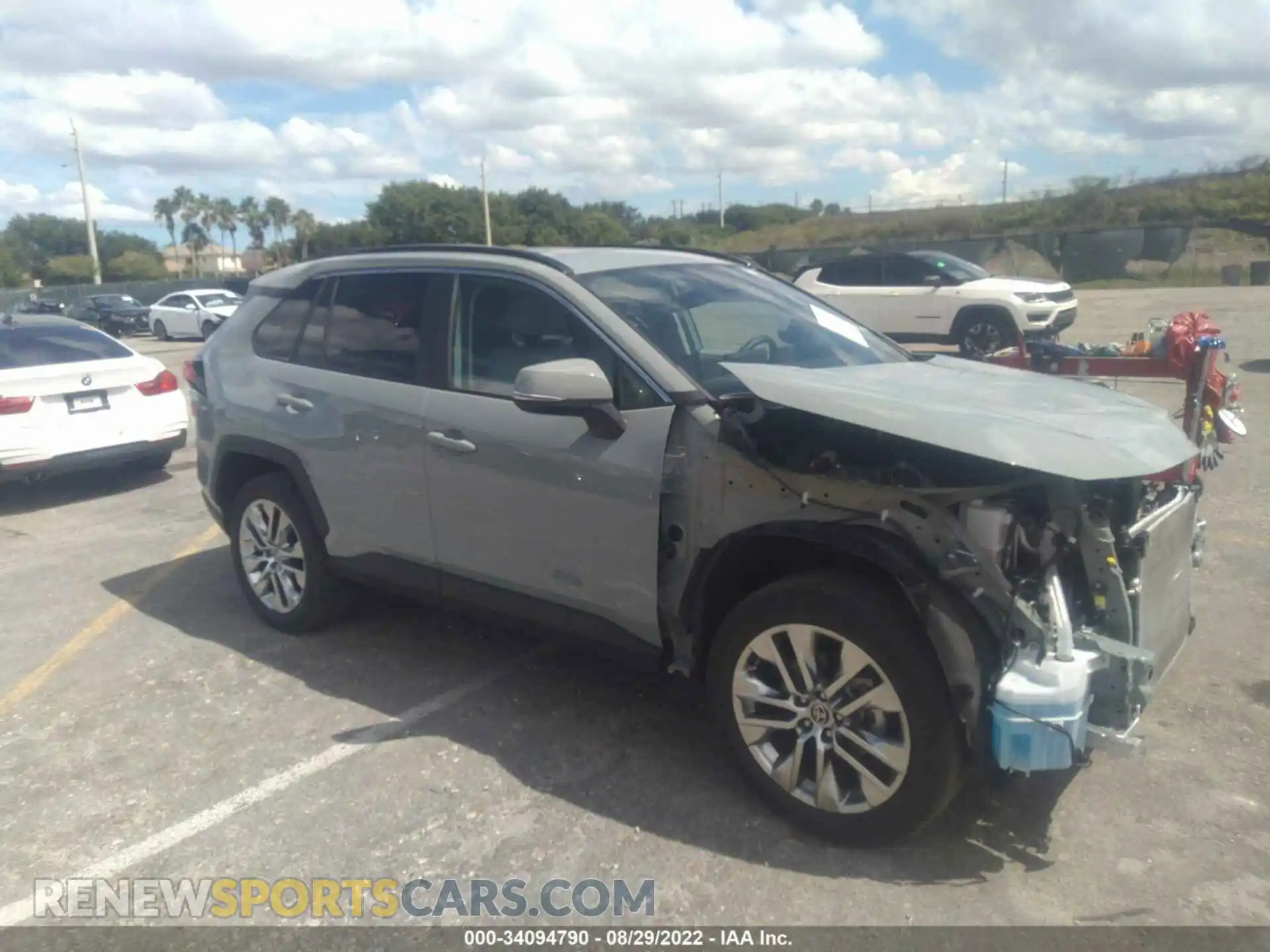 1 Photograph of a damaged car 2T3C1RFV3MW171957 TOYOTA RAV4 2021
