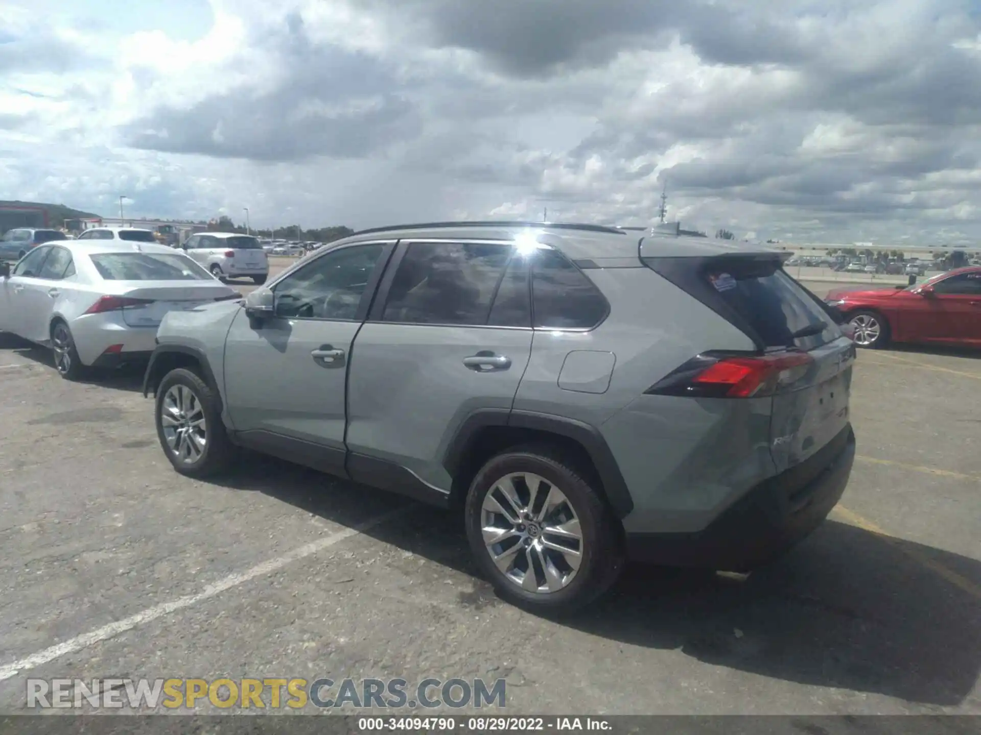3 Photograph of a damaged car 2T3C1RFV3MW171957 TOYOTA RAV4 2021