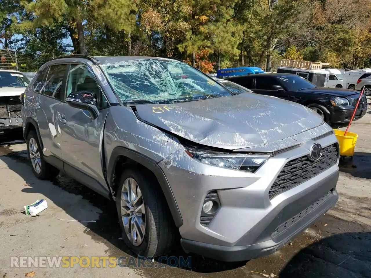 1 Photograph of a damaged car 2T3C1RFV4MC094596 TOYOTA RAV4 2021
