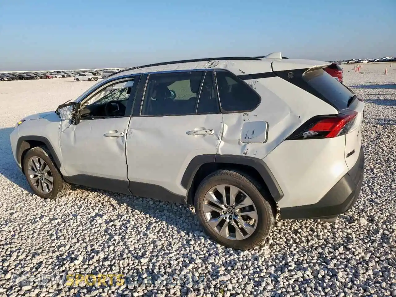 2 Photograph of a damaged car 2T3C1RFV4MW151202 TOYOTA RAV4 2021