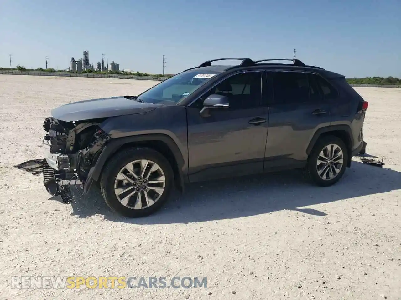 1 Photograph of a damaged car 2T3C1RFV4MW152088 TOYOTA RAV4 2021