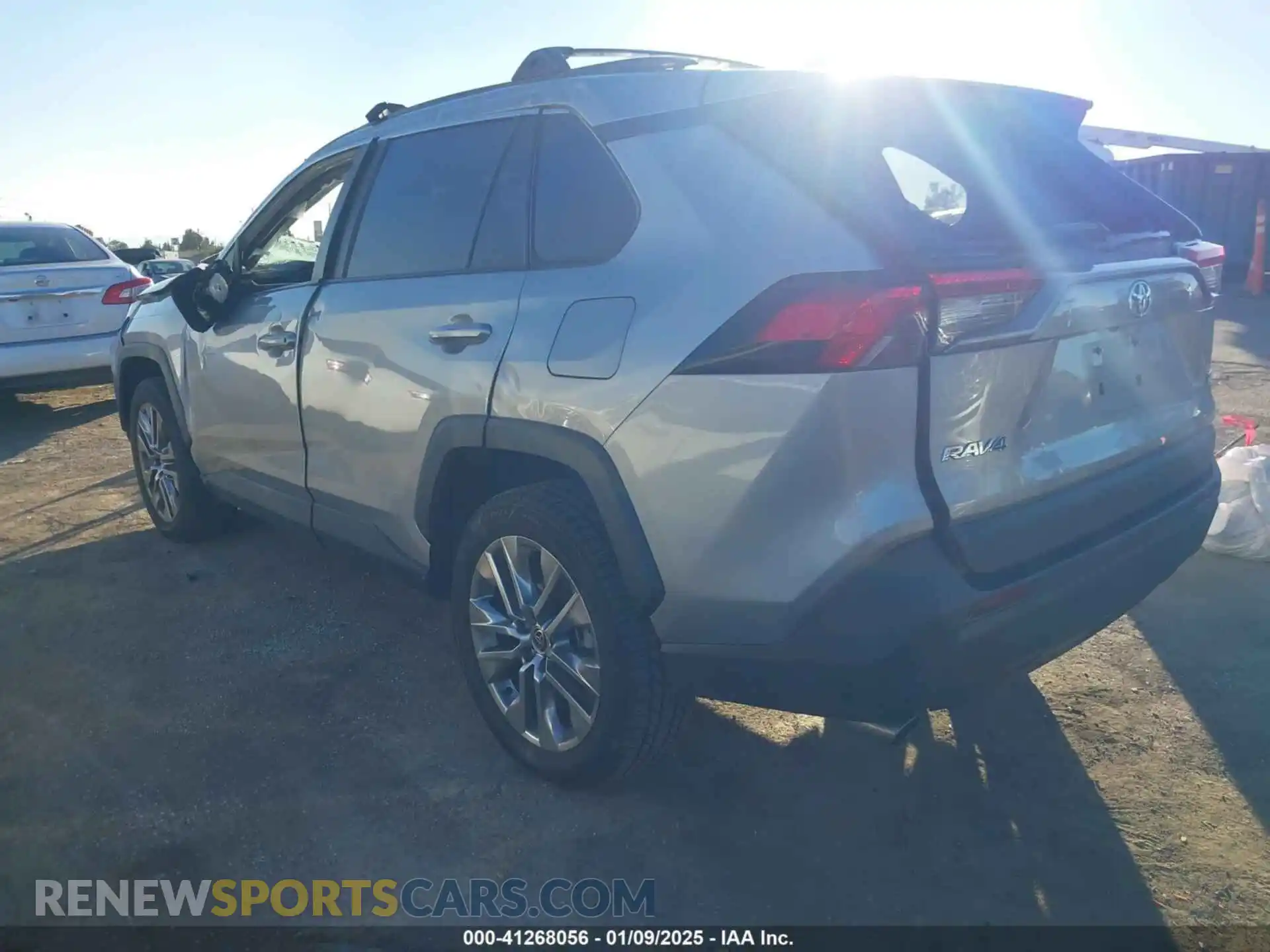 3 Photograph of a damaged car 2T3C1RFV4MW170980 TOYOTA RAV4 2021