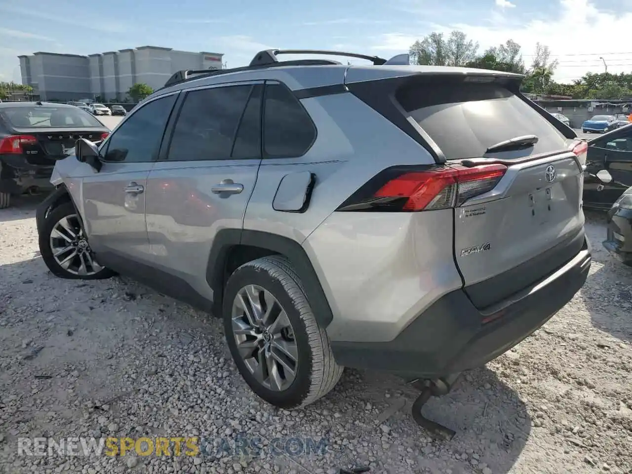 2 Photograph of a damaged car 2T3C1RFV5MW129998 TOYOTA RAV4 2021