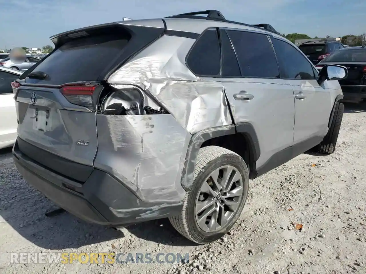 3 Photograph of a damaged car 2T3C1RFV5MW129998 TOYOTA RAV4 2021