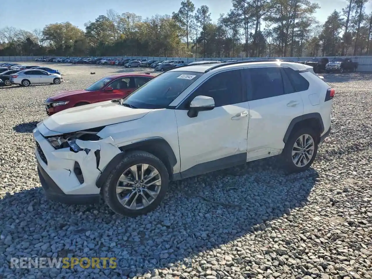 1 Photograph of a damaged car 2T3C1RFV5MW158577 TOYOTA RAV4 2021