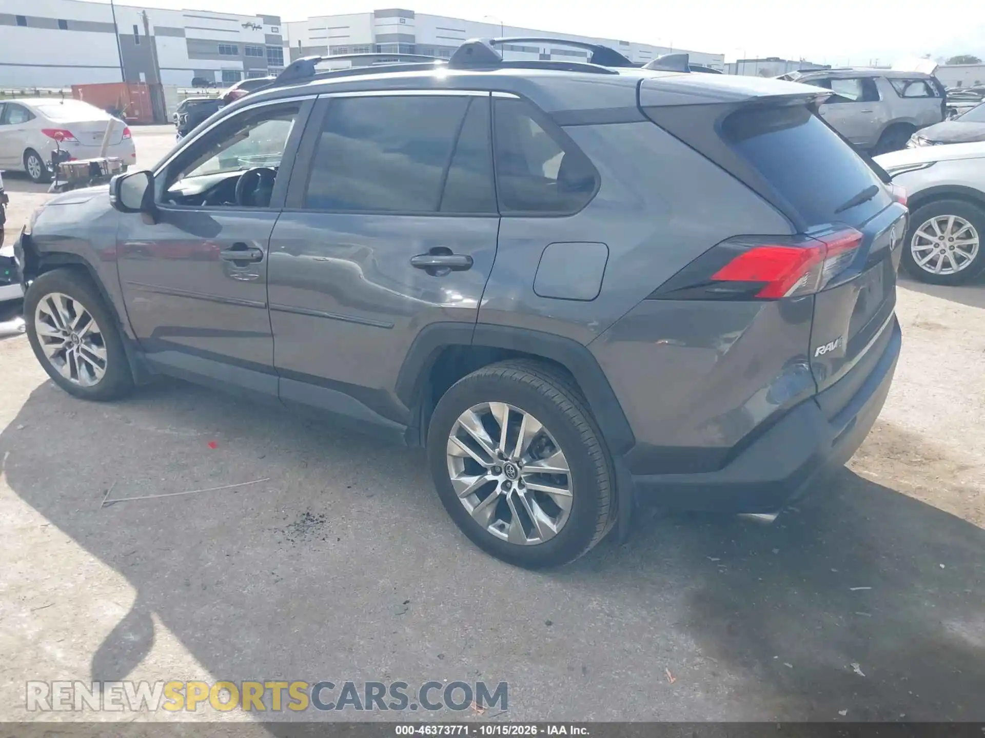 3 Photograph of a damaged car 2T3C1RFV6MC094700 TOYOTA RAV4 2021