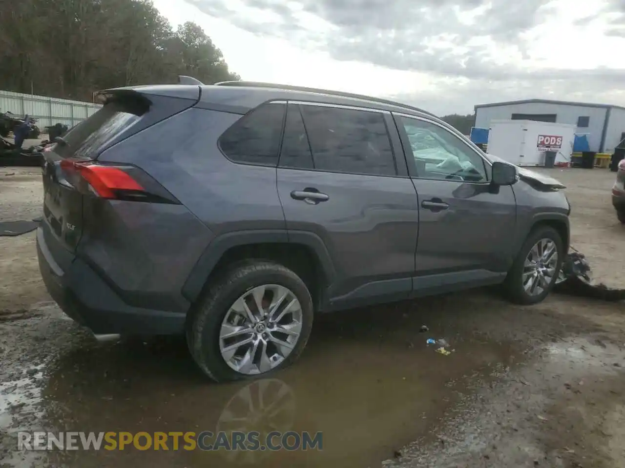 3 Фотография поврежденного автомобиля 2T3C1RFV6MC128103 TOYOTA RAV4 2021