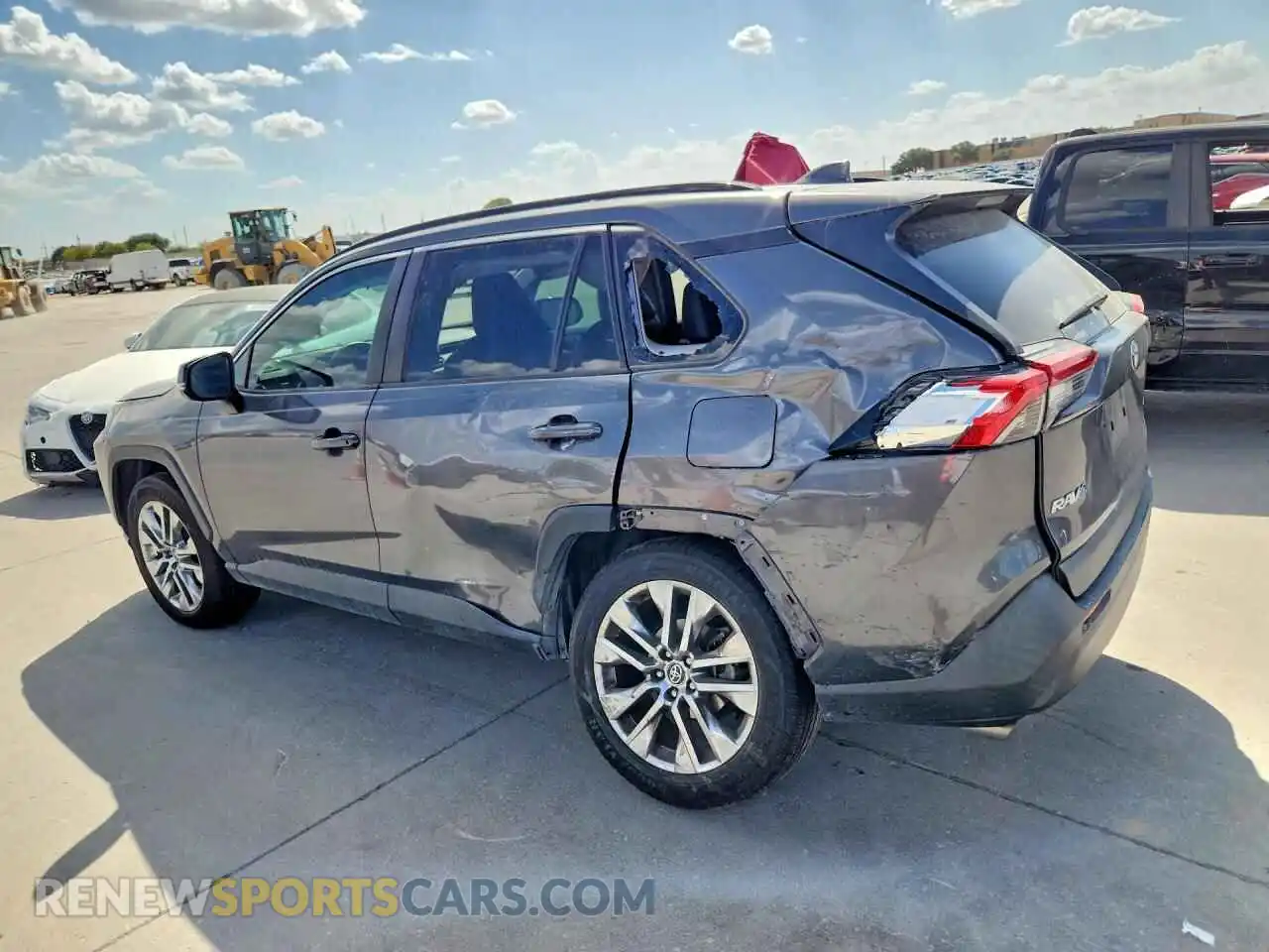 2 fotografías del automóvil dañado 2T3C1RFV6MC148819 TOYOTA RAV4 2021