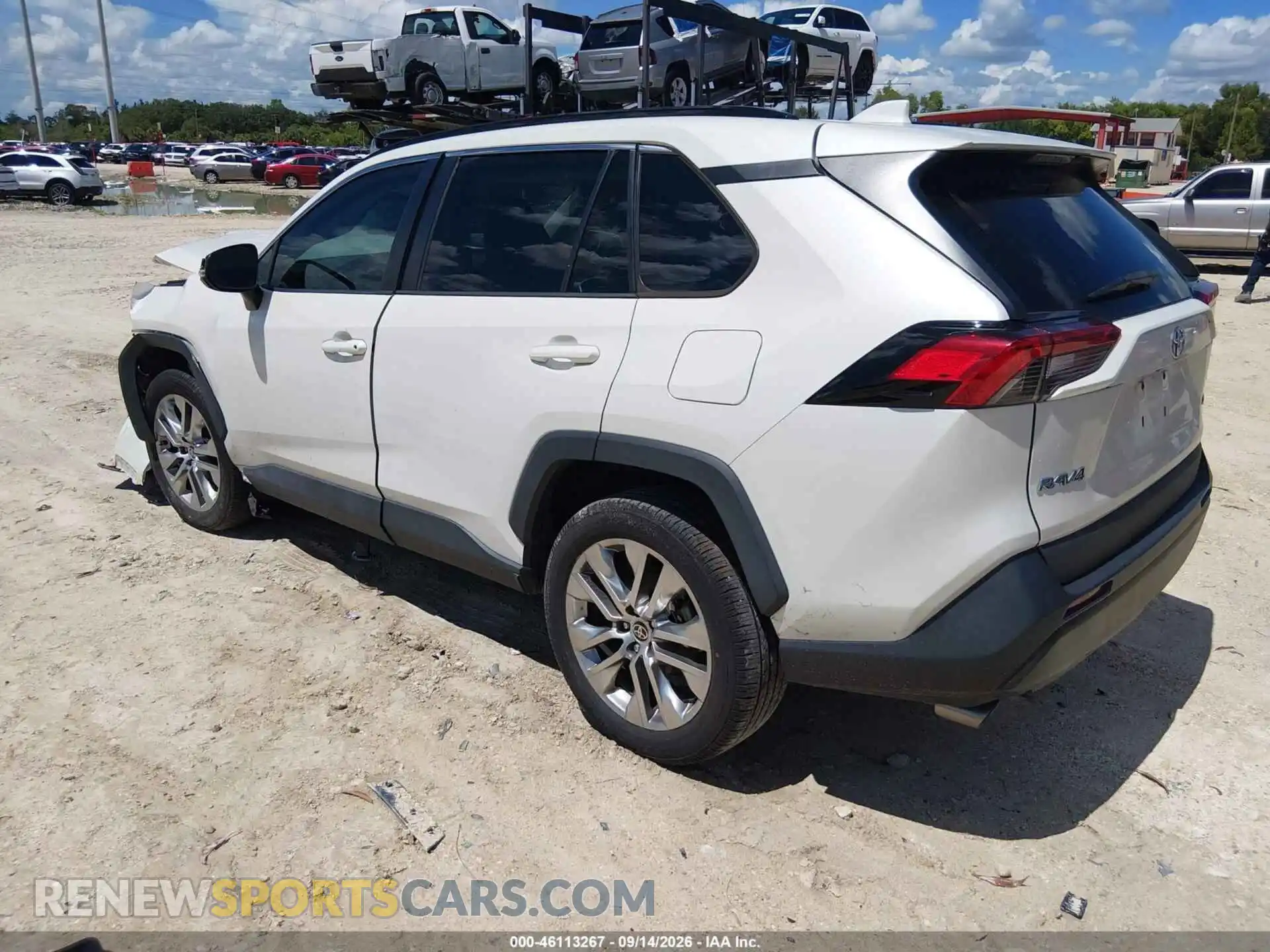 3 Photograph of a damaged car 2T3C1RFV6MW129475 TOYOTA RAV4 2021
