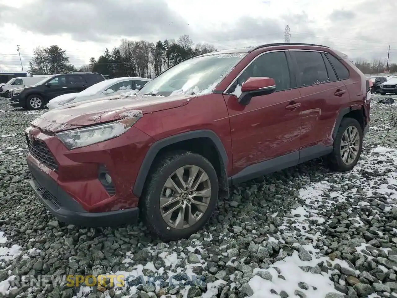 1 Photograph of a damaged car 2T3C1RFV6MW136037 TOYOTA RAV4 2021