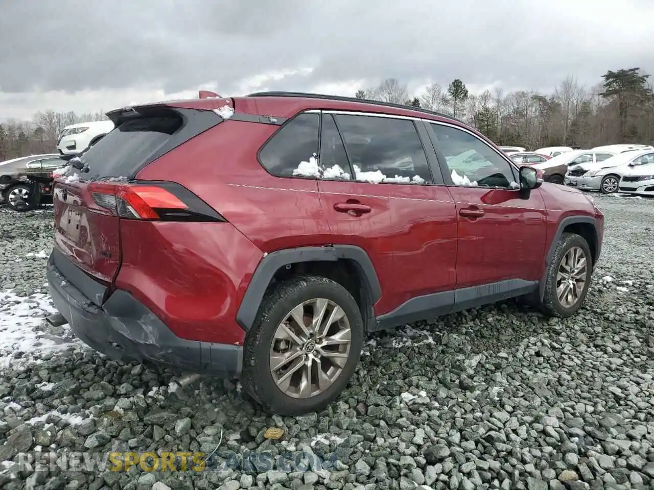 3 Photograph of a damaged car 2T3C1RFV6MW136037 TOYOTA RAV4 2021