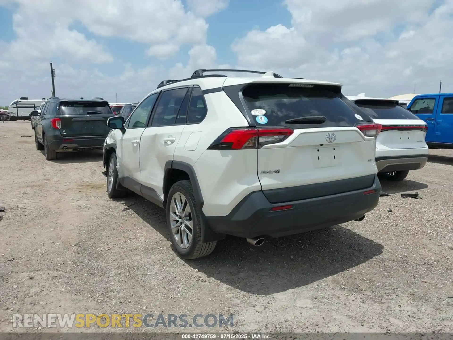 3 fotografías del automóvil dañado 2T3C1RFV6MW158345 TOYOTA RAV4 2021