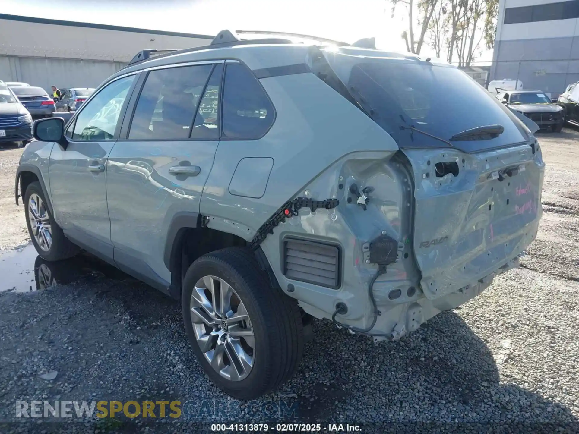 3 Photograph of a damaged car 2T3C1RFV6MW168809 TOYOTA RAV4 2021