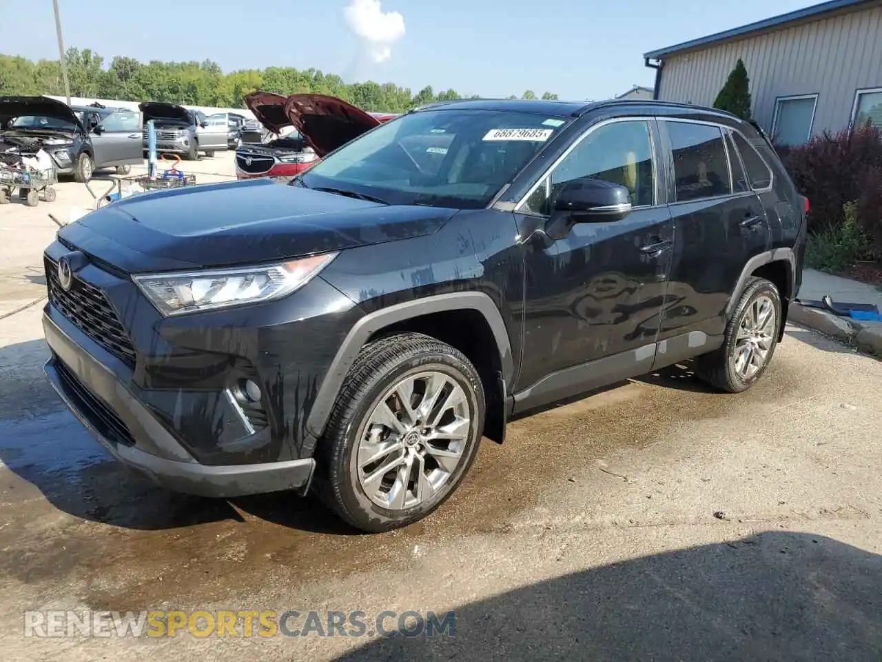 1 Photograph of a damaged car 2T3C1RFV6MW169720 TOYOTA RAV4 2021