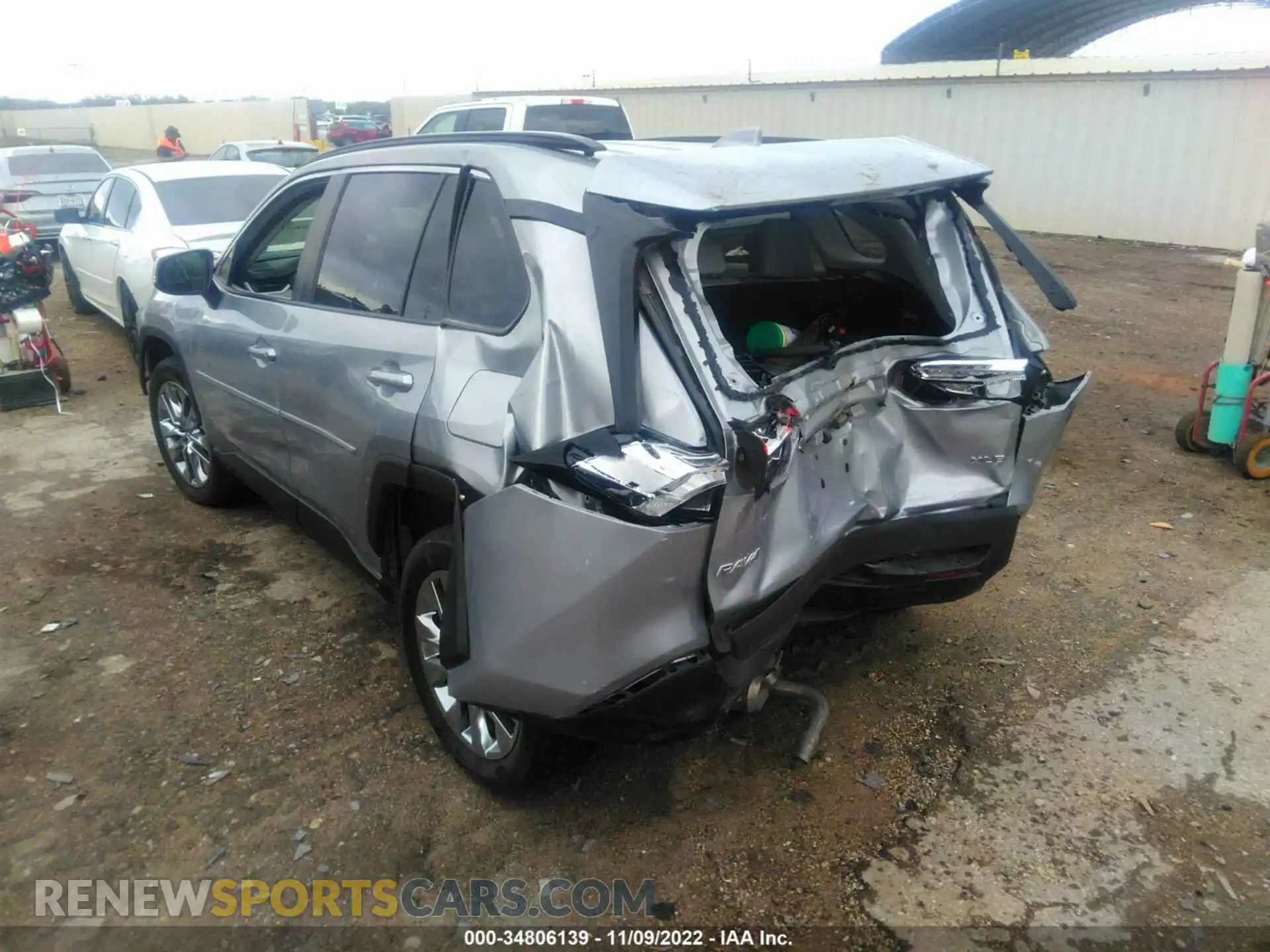 3 Фотография поврежденного автомобиля 2T3C1RFV7MC096598 TOYOTA RAV4 2021