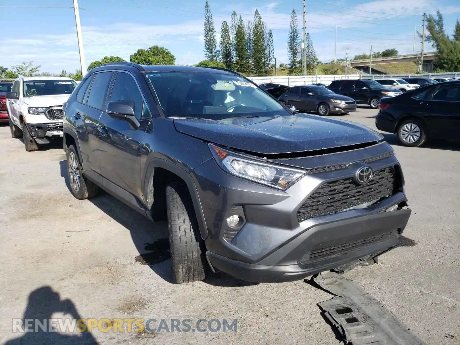 1 Photograph of a damaged car 2T3C1RFV7MC119930 TOYOTA RAV4 2021