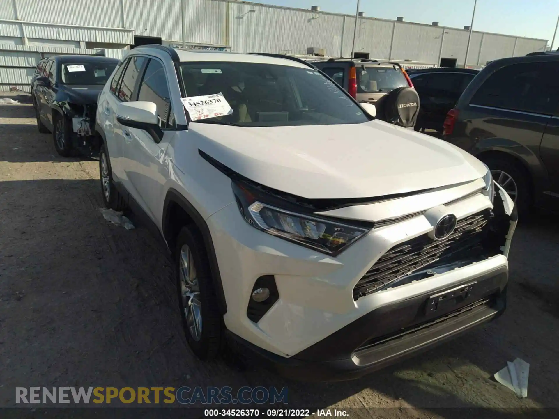 1 Photograph of a damaged car 2T3C1RFV7MW140064 TOYOTA RAV4 2021