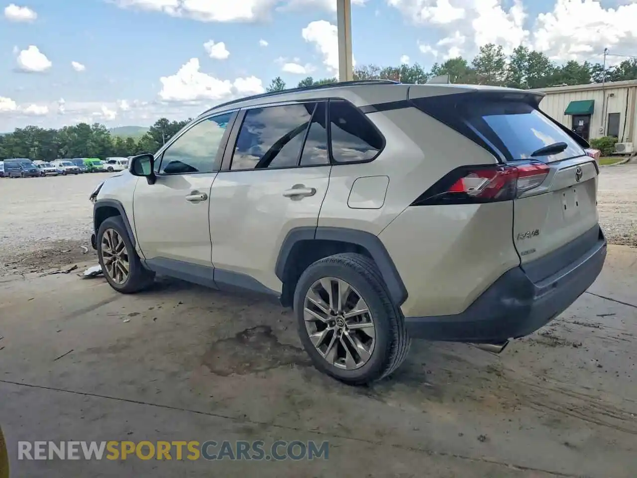 2 Photograph of a damaged car 2T3C1RFV7MW144406 TOYOTA RAV4 2021