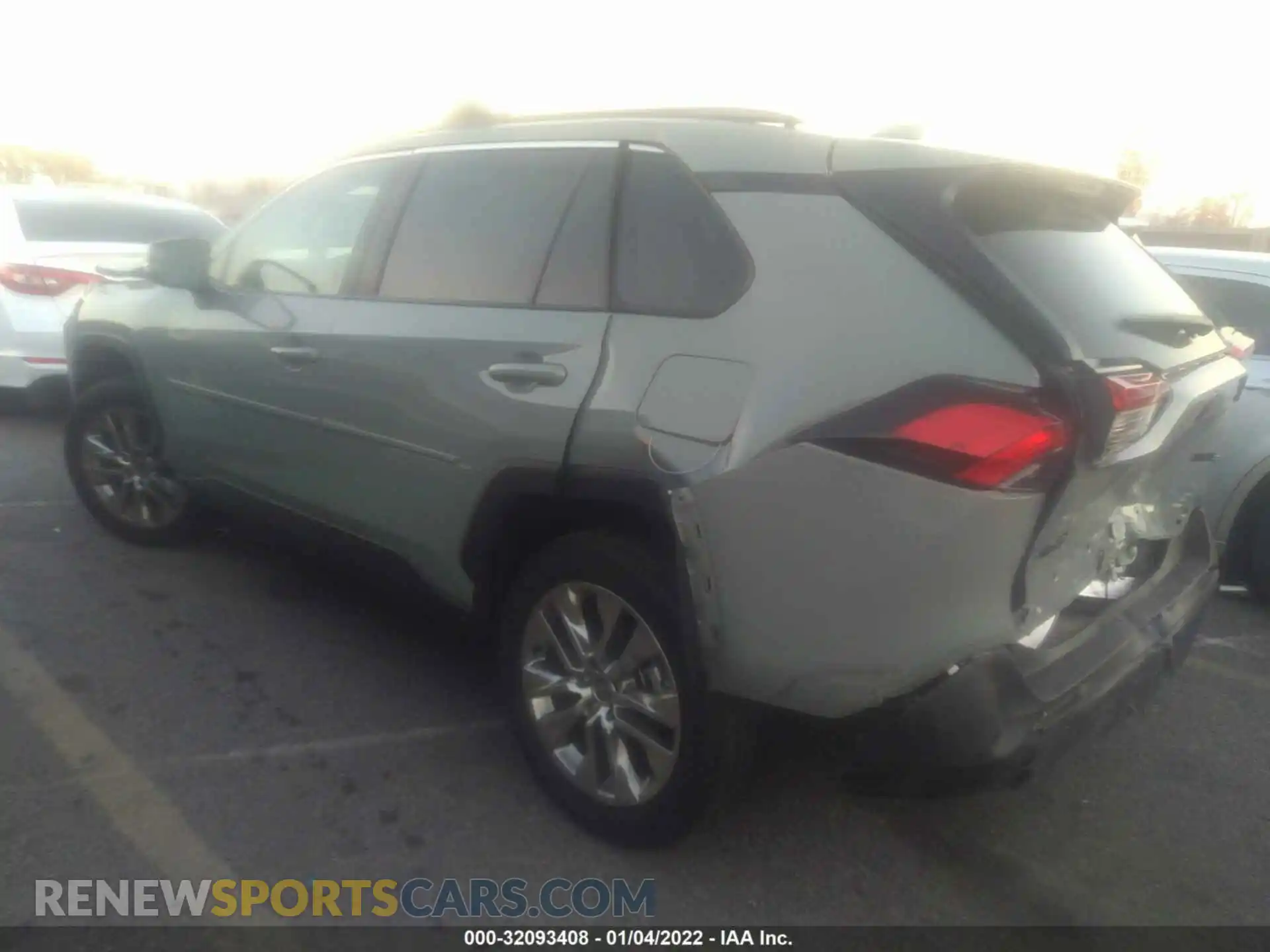 3 Photograph of a damaged car 2T3C1RFV7MW151677 TOYOTA RAV4 2021