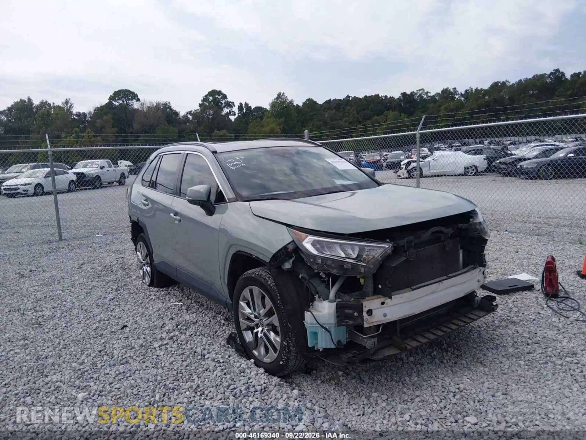 1 Photograph of a damaged car 2T3C1RFV7MW166633 TOYOTA RAV4 2021