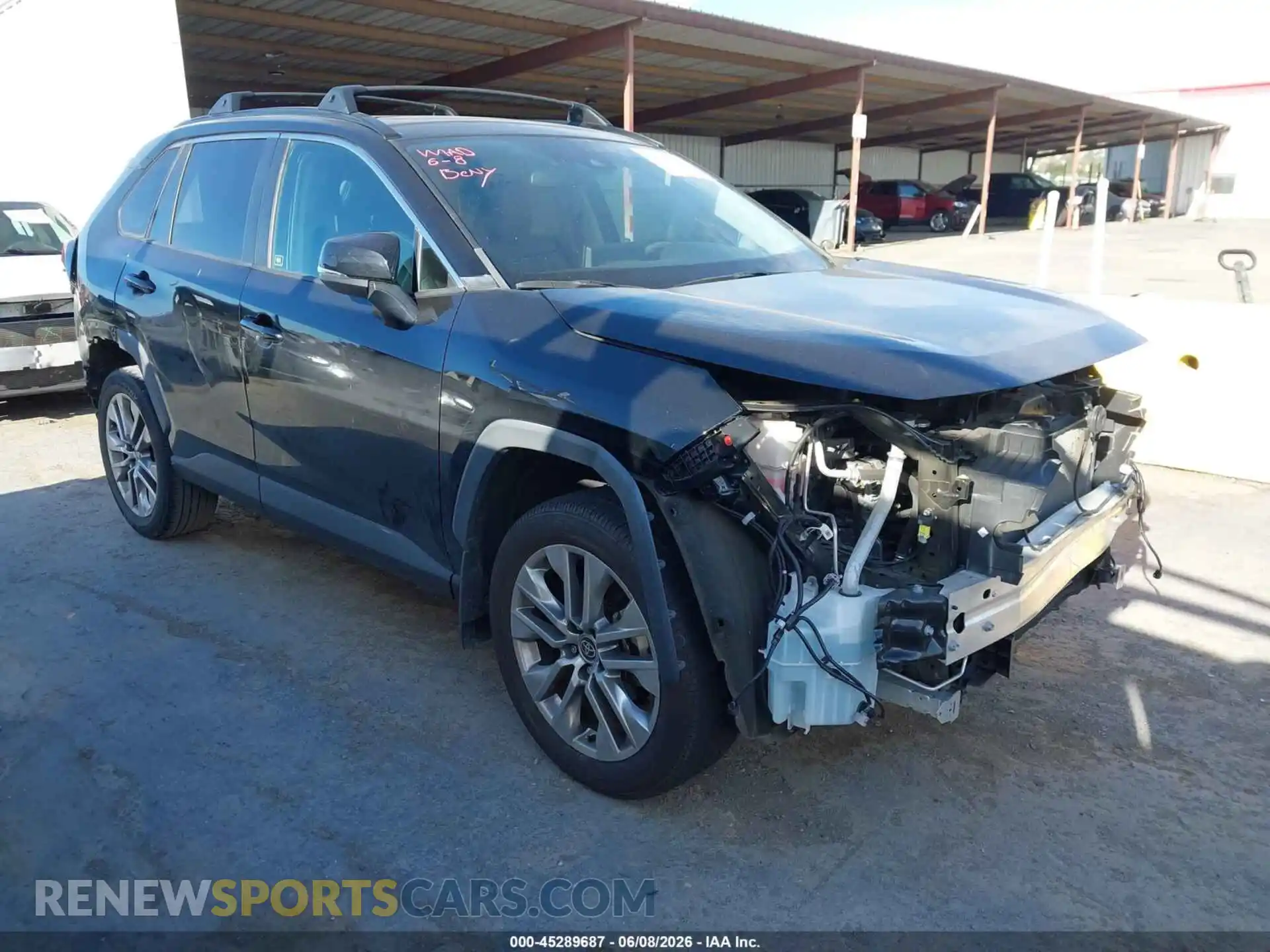 1 Photograph of a damaged car 2T3C1RFV8MC139202 TOYOTA RAV4 2021