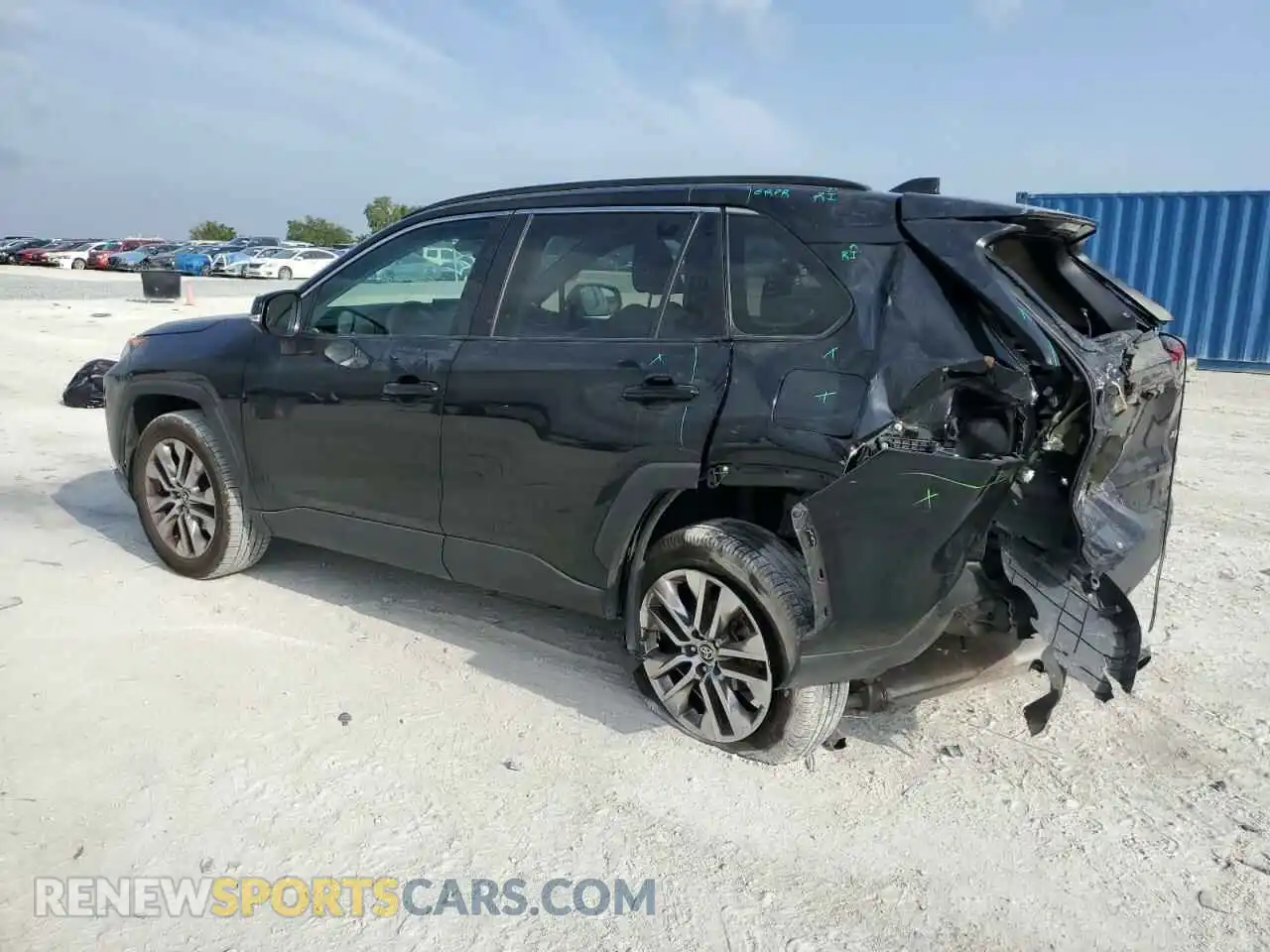 2 fotografías del automóvil dañado 2T3C1RFV8MC139622 TOYOTA RAV4 2021