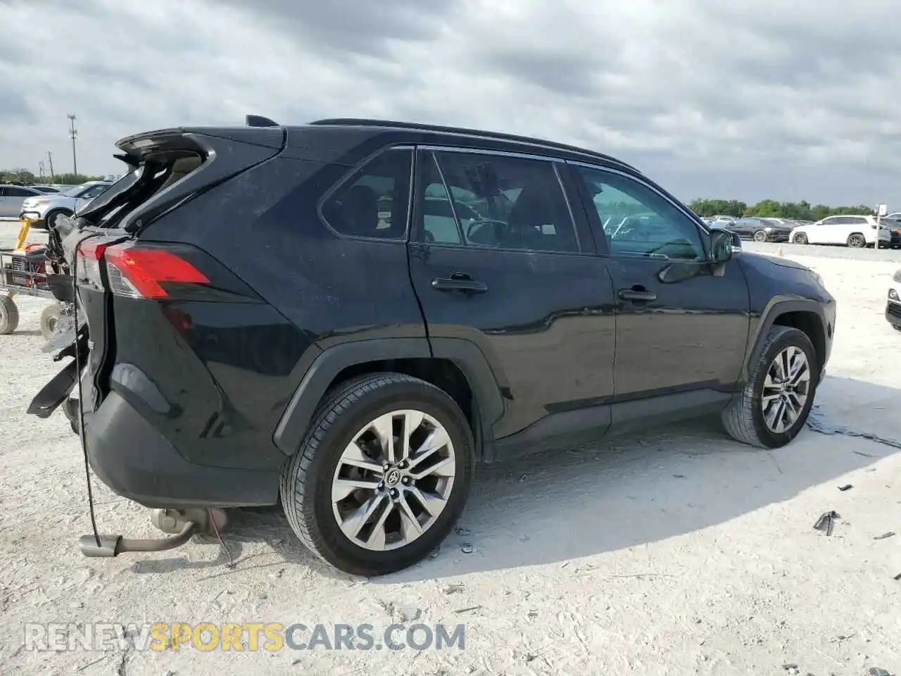 3 fotografías del automóvil dañado 2T3C1RFV8MC139622 TOYOTA RAV4 2021