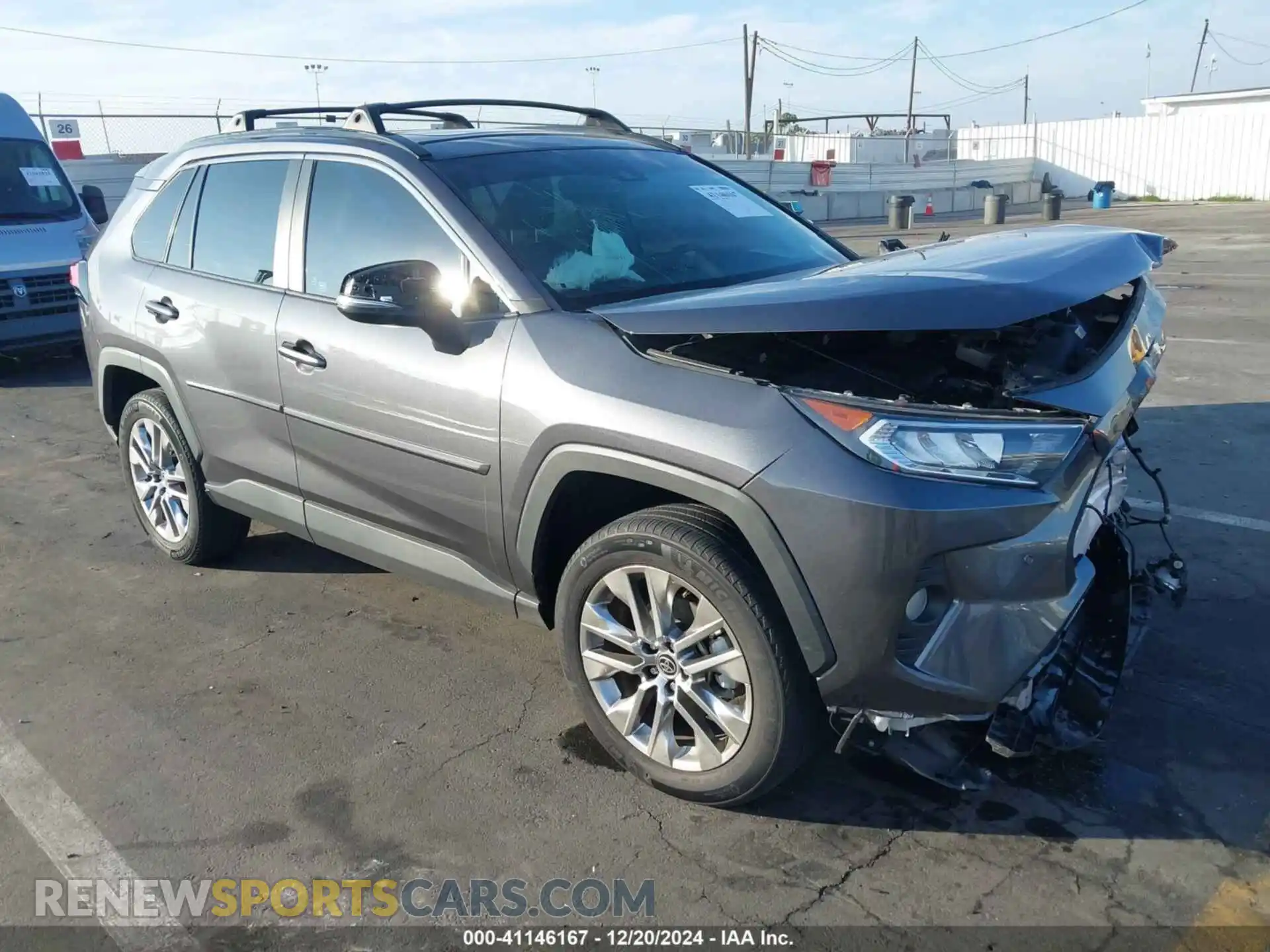1 Photograph of a damaged car 2T3C1RFV8MC171440 TOYOTA RAV4 2021