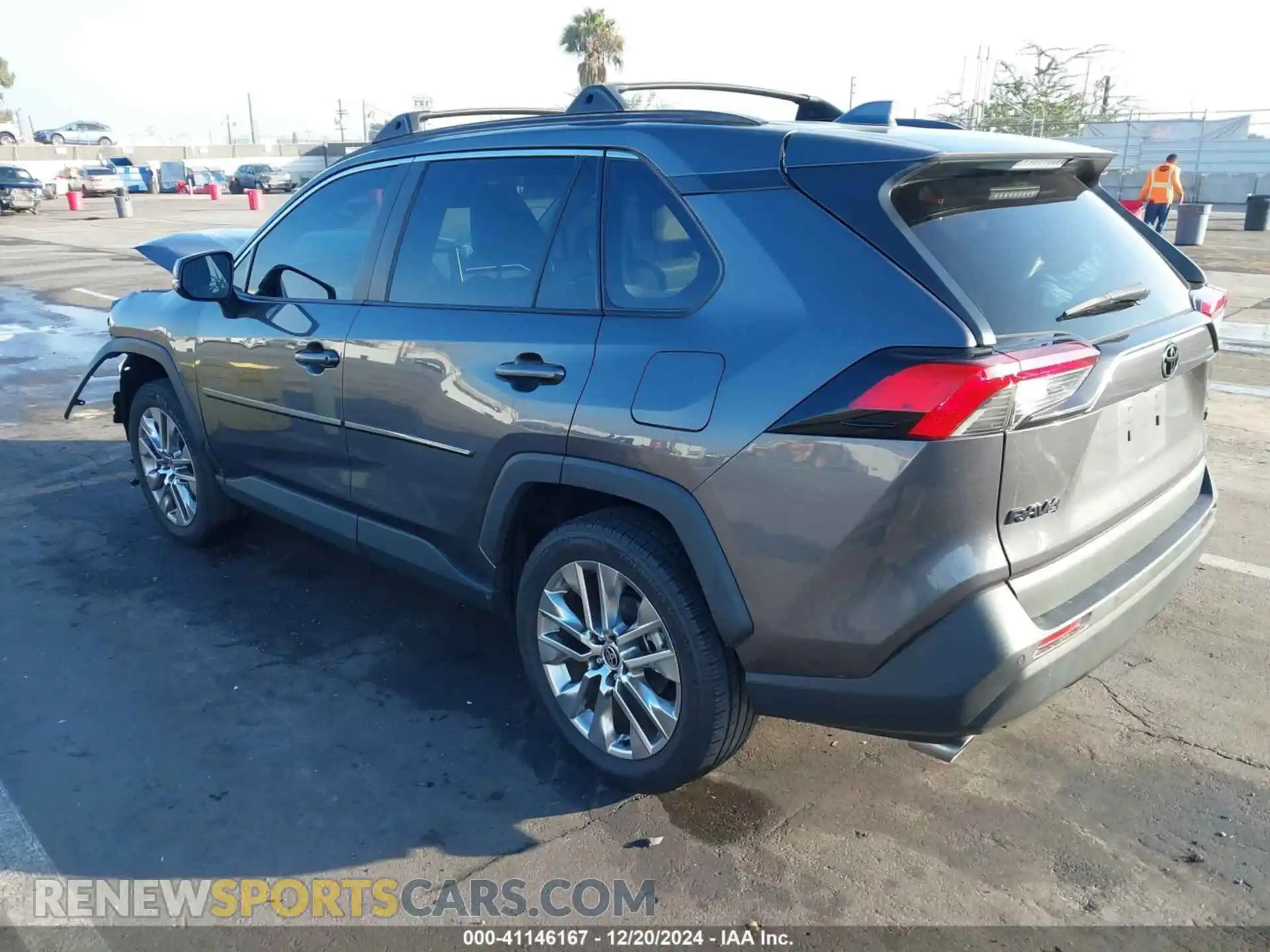 3 Photograph of a damaged car 2T3C1RFV8MC171440 TOYOTA RAV4 2021