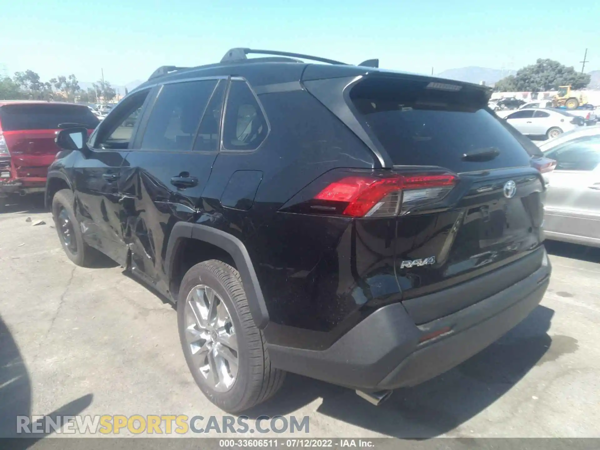 3 Photograph of a damaged car 2T3C1RFV8MC172409 TOYOTA RAV4 2021