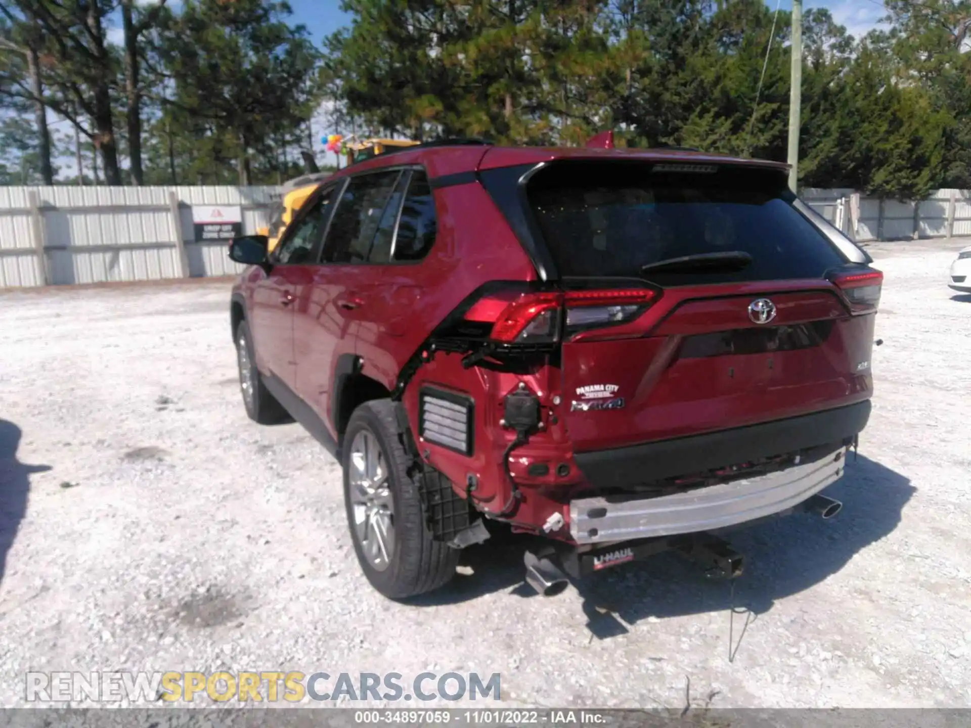 3 Photograph of a damaged car 2T3C1RFV8MW132717 TOYOTA RAV4 2021