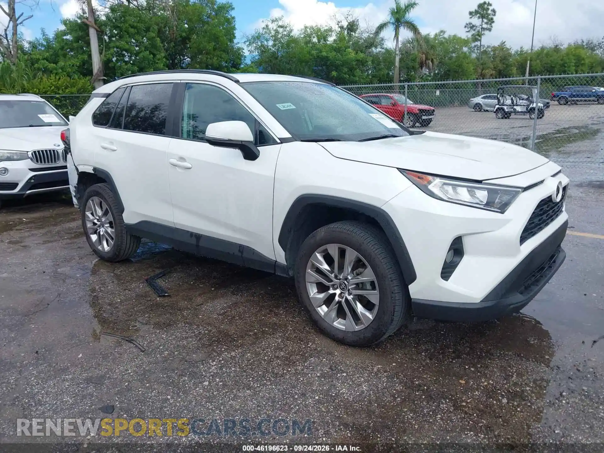 1 Фотография поврежденного автомобиля 2T3C1RFV8MW153972 TOYOTA RAV4 2021