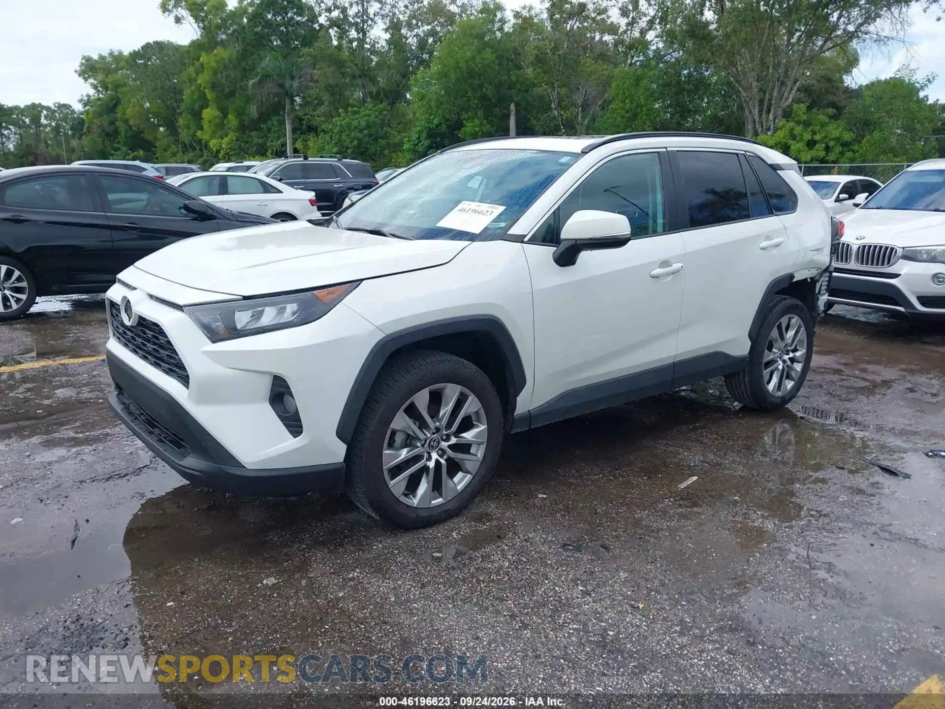 2 Фотография поврежденного автомобиля 2T3C1RFV8MW153972 TOYOTA RAV4 2021