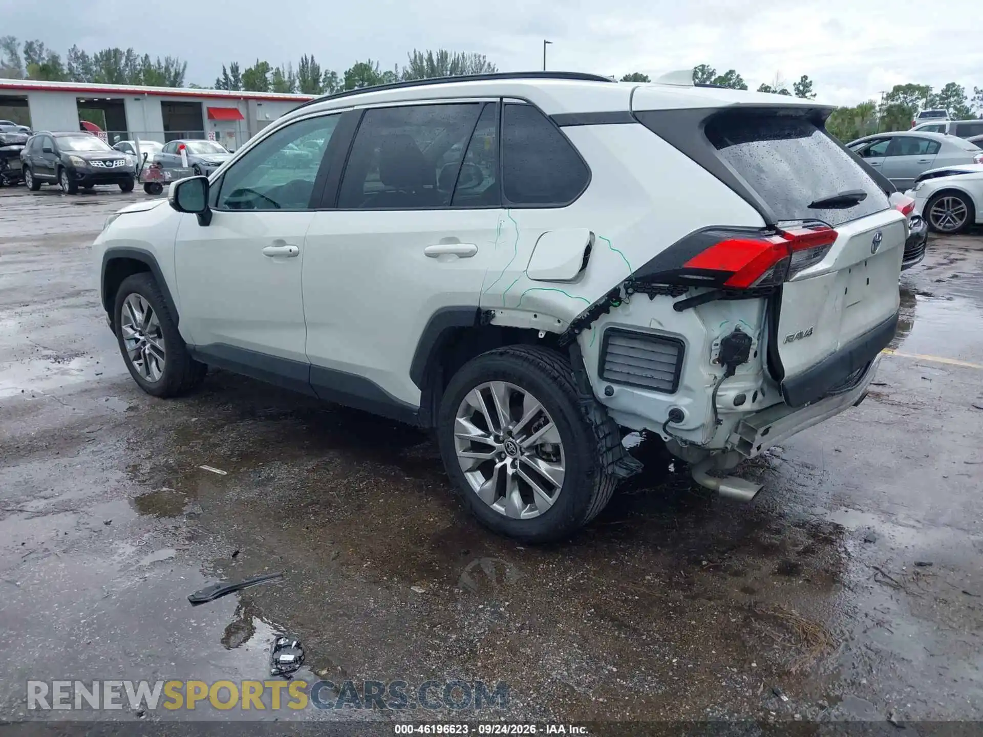 3 Фотография поврежденного автомобиля 2T3C1RFV8MW153972 TOYOTA RAV4 2021