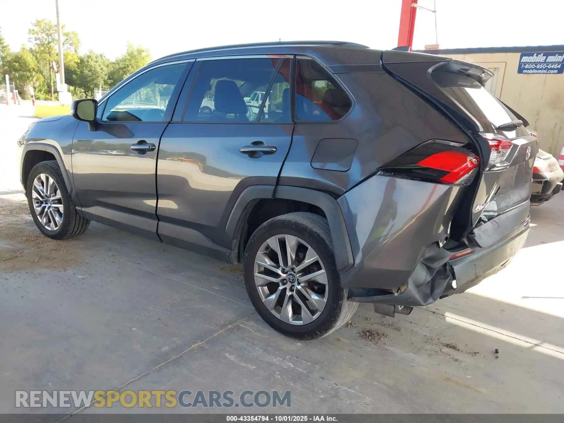 3 Photograph of a damaged car 2T3C1RFV9MW104778 TOYOTA RAV4 2021