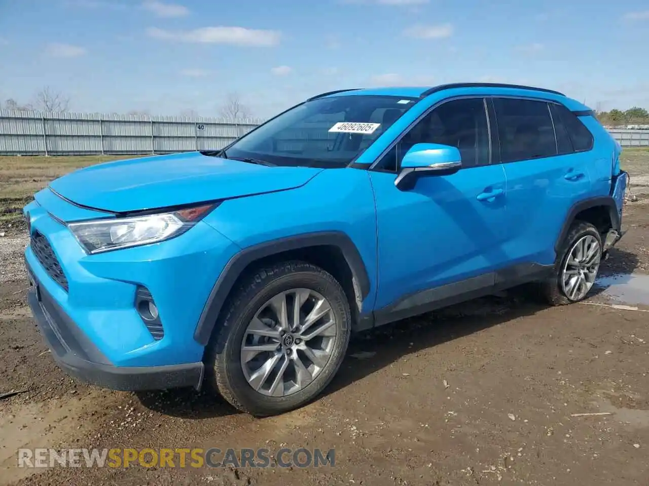 1 Photograph of a damaged car 2T3C1RFV9MW133830 TOYOTA RAV4 2021