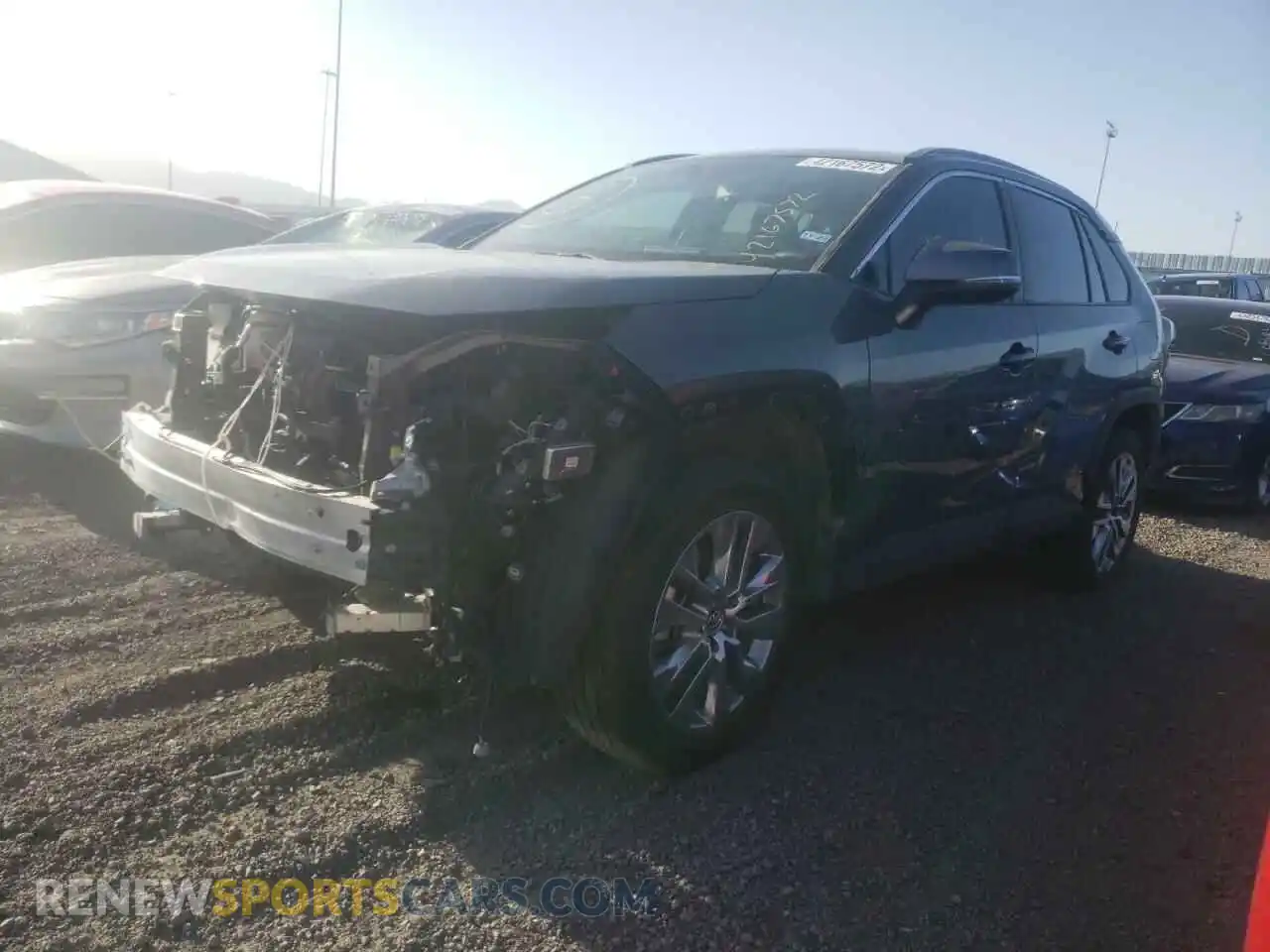 2 fotografías del automóvil dañado 2T3C1RFVXMC085966 TOYOTA RAV4 2021