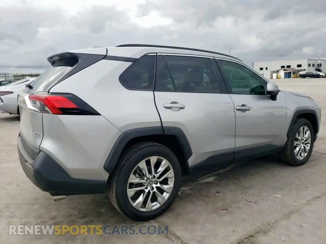 3 Photograph of a damaged car 2T3C1RFVXMC098605 TOYOTA RAV4 2021