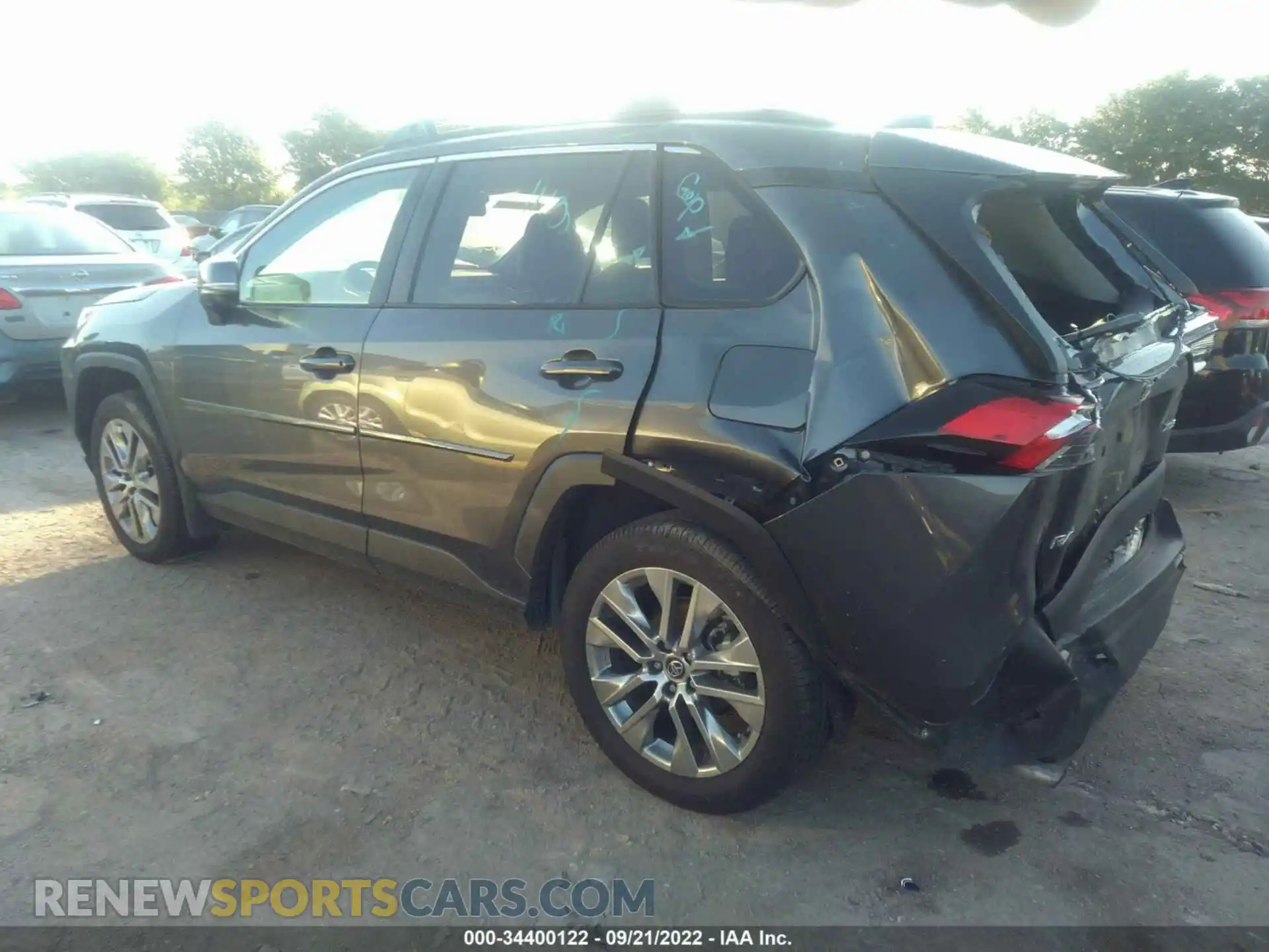 3 Photograph of a damaged car 2T3C1RFVXMC102670 TOYOTA RAV4 2021