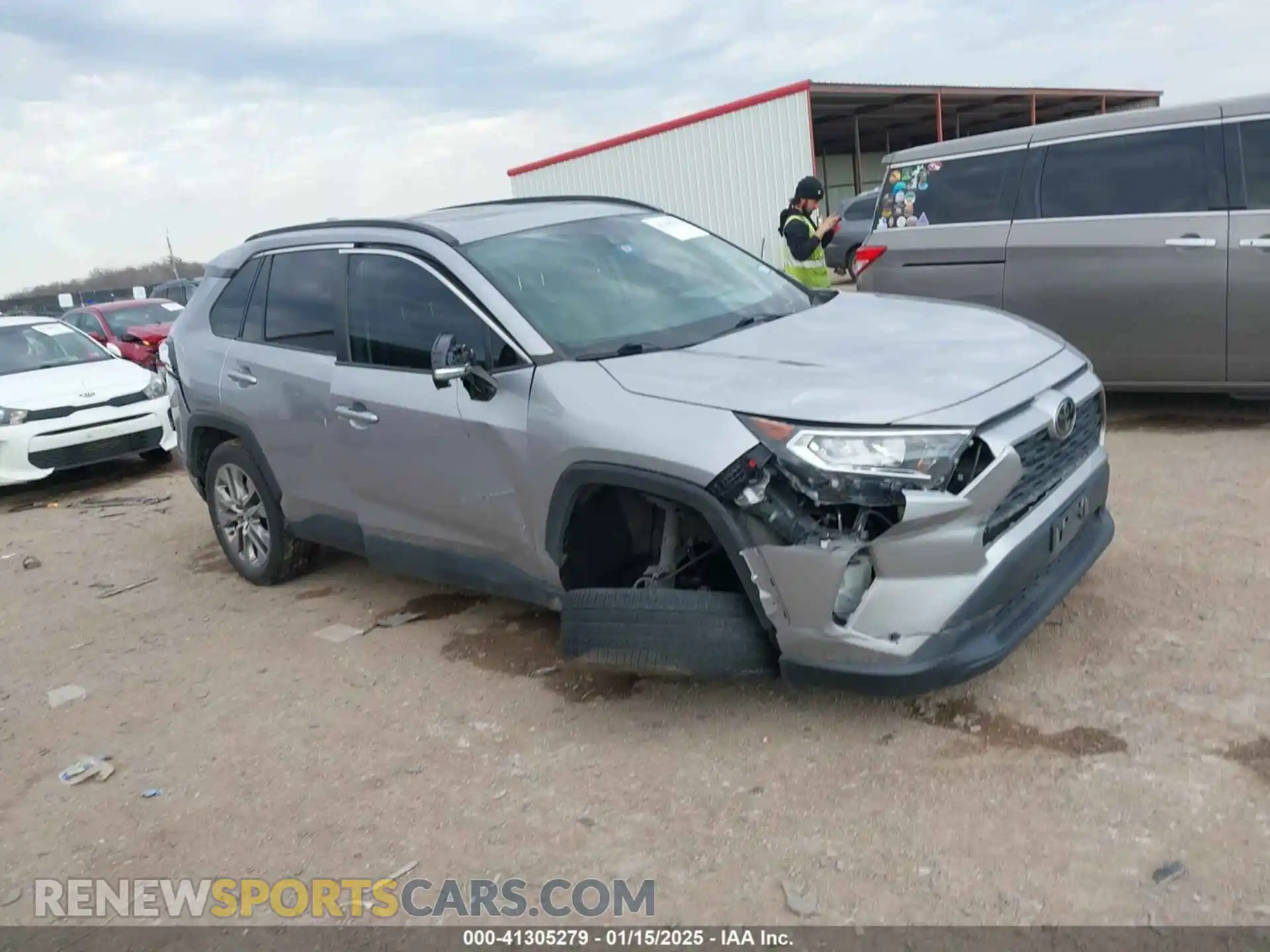 1 Photograph of a damaged car 2T3C1RFVXMC106718 TOYOTA RAV4 2021