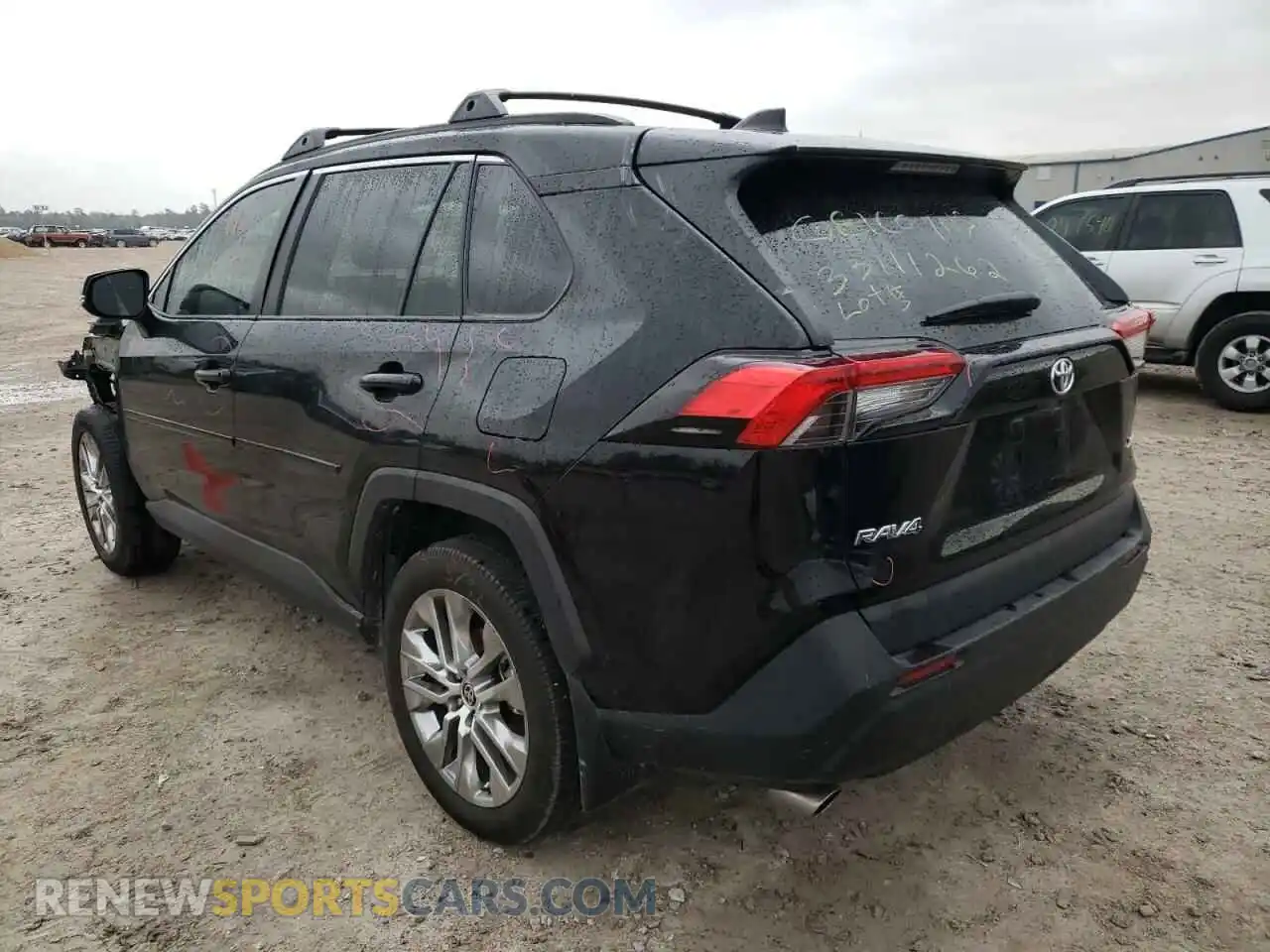 3 Photograph of a damaged car 2T3C1RFVXMC131697 TOYOTA RAV4 2021