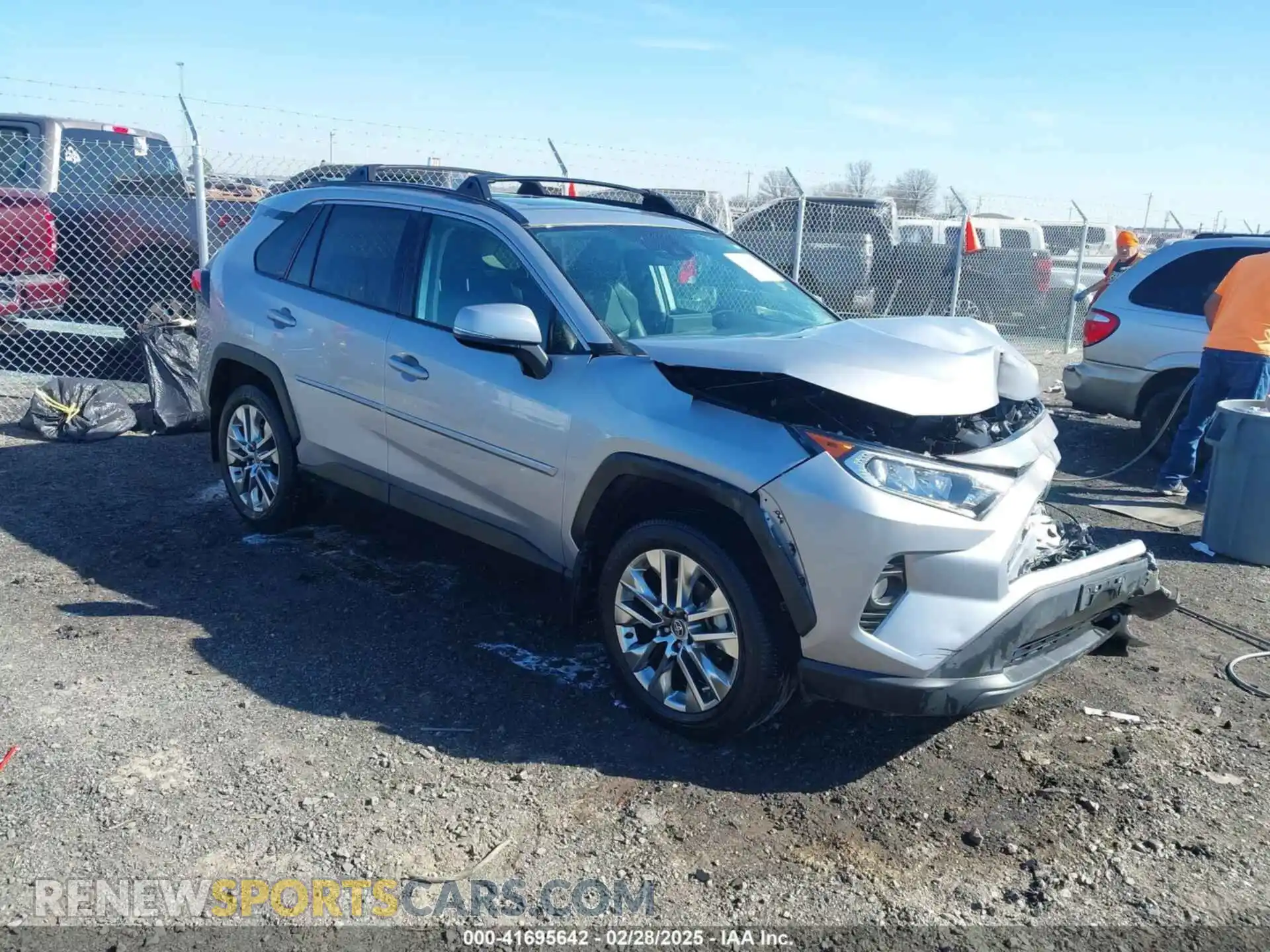 1 Photograph of a damaged car 2T3C1RFVXMC148497 TOYOTA RAV4 2021