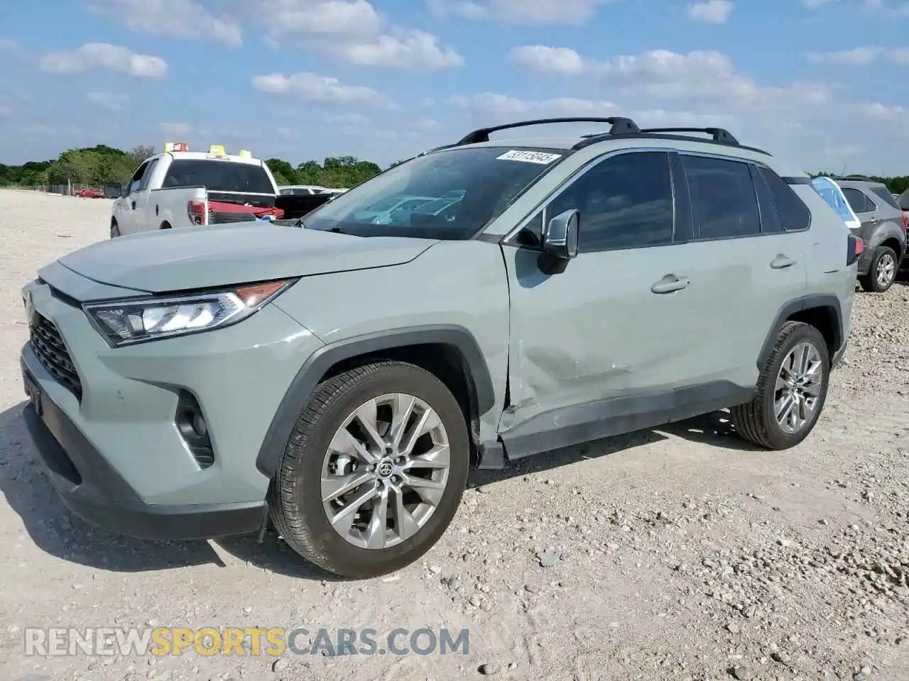 1 Photograph of a damaged car 2T3C1RFVXMW138003 TOYOTA RAV4 2021