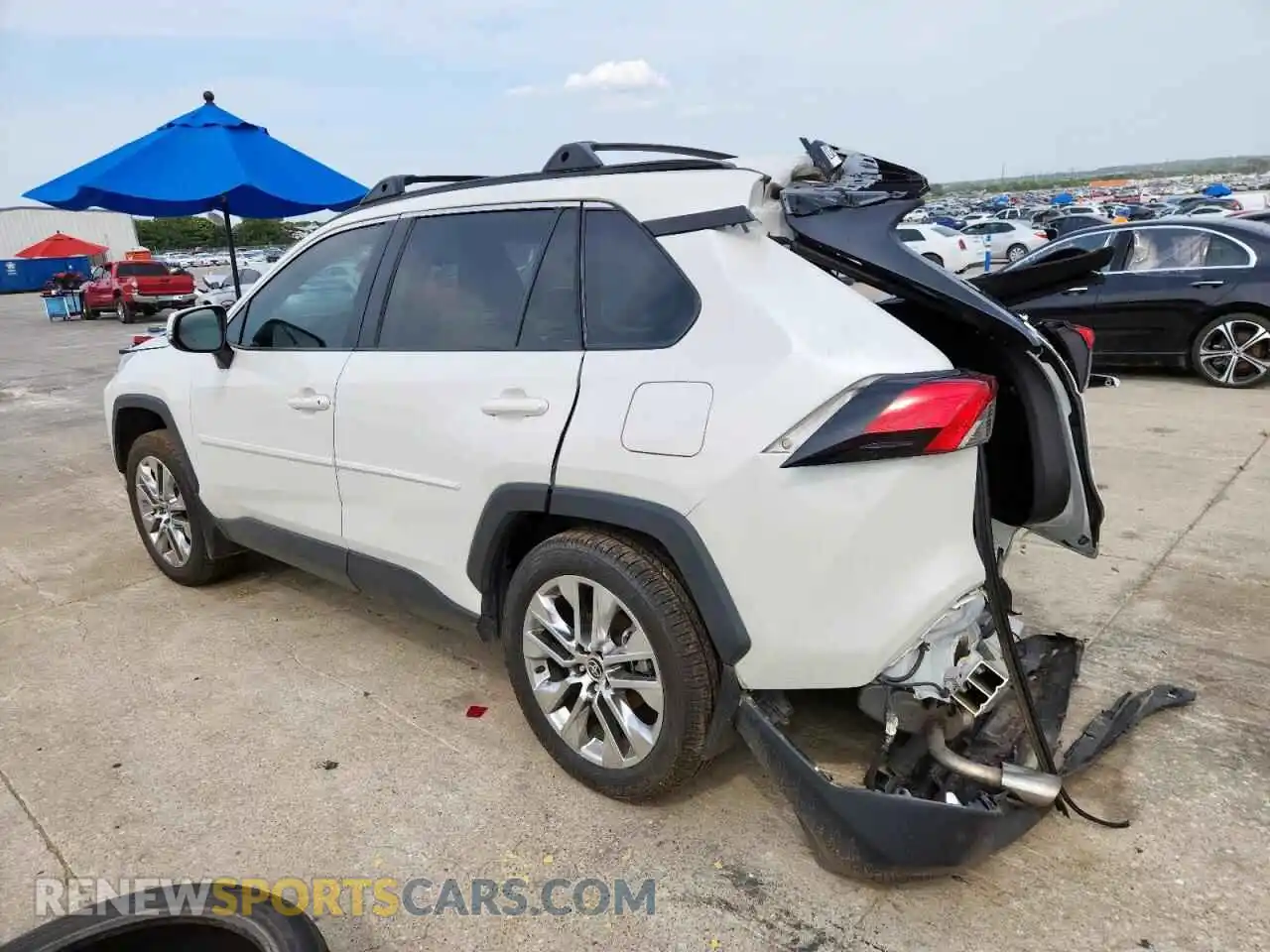 2 Photograph of a damaged car 2T3C1RFVXMW150300 TOYOTA RAV4 2021
