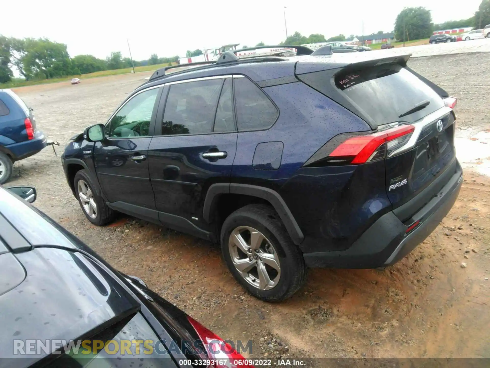 3 Photograph of a damaged car 2T3D6RFV2MW023613 TOYOTA RAV4 2021