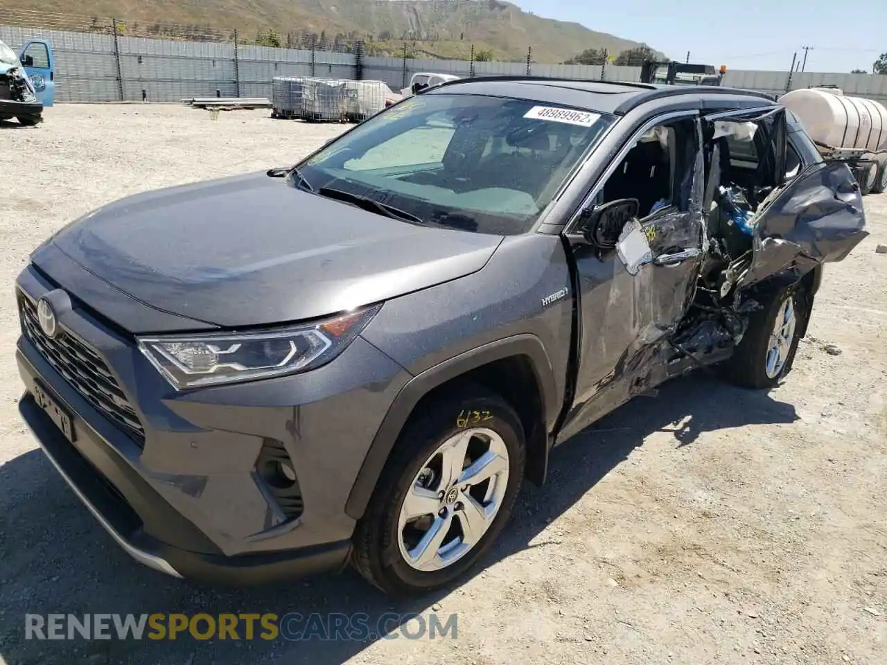 2 Фотография поврежденного автомобиля 2T3D6RFV9MW010910 TOYOTA RAV4 2021