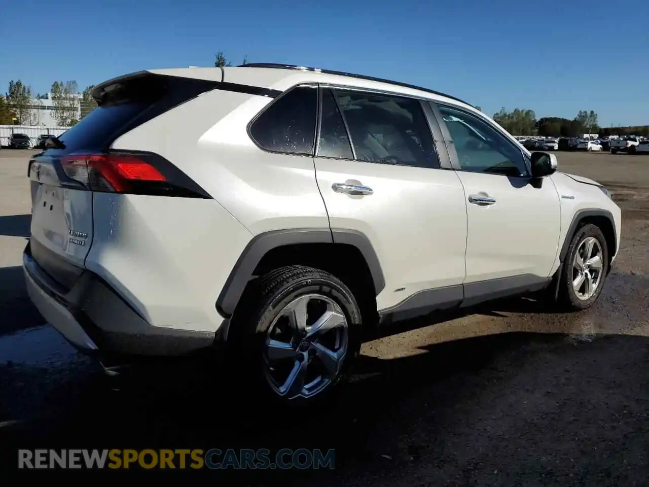 3 Photograph of a damaged car 2T3DWRFV6MW125657 TOYOTA RAV4 2021