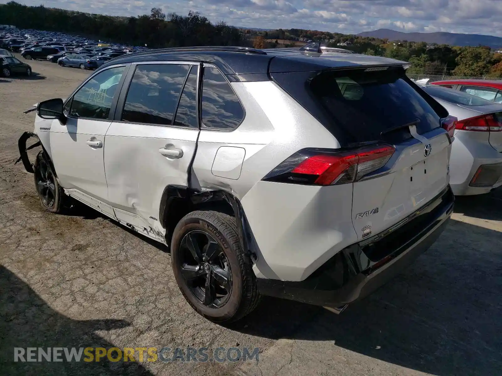 3 Photograph of a damaged car 2T3E6RFV1MW007441 TOYOTA RAV4 2021
